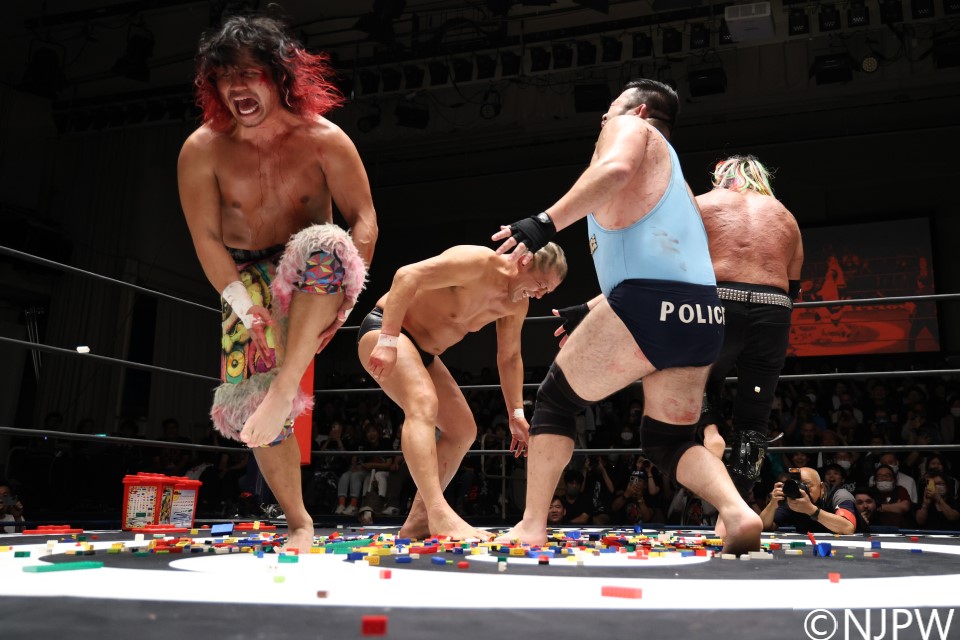 6/10【新日本/DESPE-invitacional】全員裸足でブロック玩具に苦