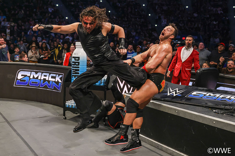 12/21【WWE】中邑がナイトを無法襲撃 US王座再戦実現か